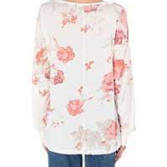 Arielle Ivory Floral Print Long Sleeve Top - Picture 3 of 11